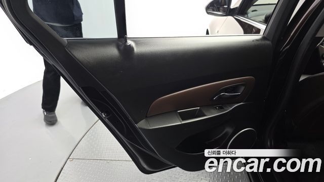 Chevrolet Cruze 1.8 LTZ+ 2013 — фото 25
