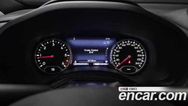 Jeep Renegade 1.6 Diesel Limited 2020 — фото 8