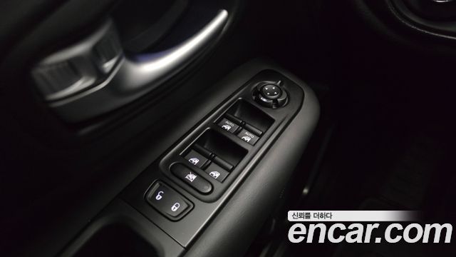 Jeep Renegade 1.6 Diesel Limited 2020 — фото 18