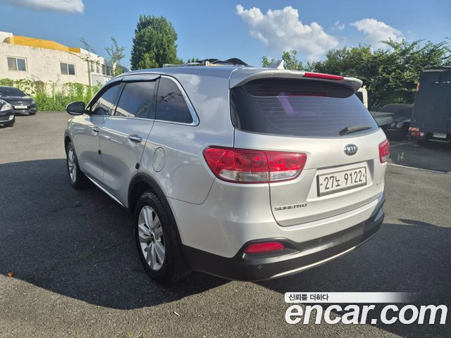 Kia Sorento Diesel 2.0 2WD Luxury 2015 — фото 3