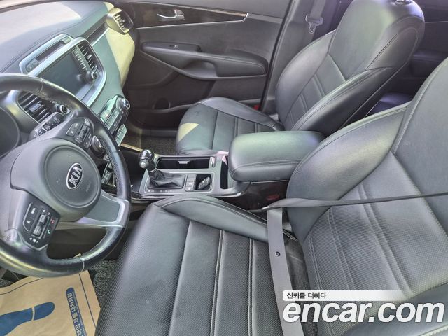 Kia Sorento Diesel 2.0 2WD Luxury 2015 — фото 6