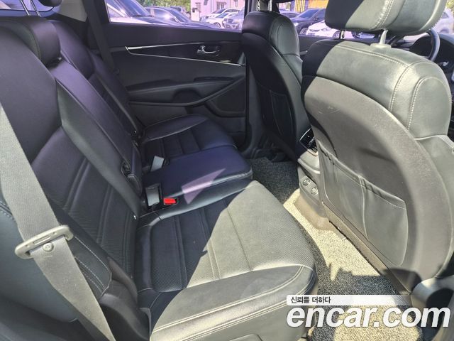 Kia Sorento Diesel 2.0 2WD Luxury 2015 — фото 20