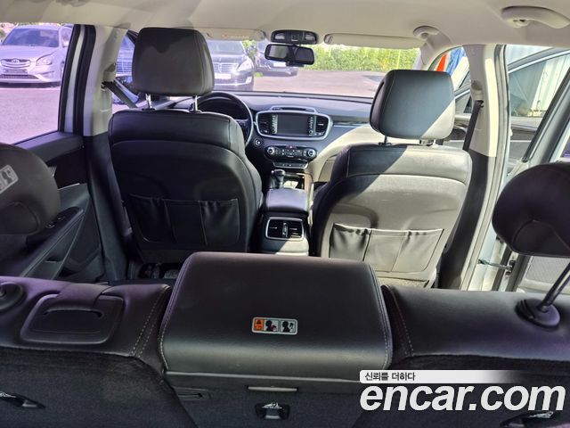 Kia Sorento Diesel 2.0 2WD Luxury 2015 — фото 22