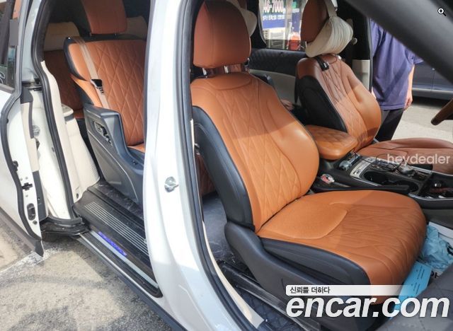 Kia Carnival (IV) HEV 9-Seater Hi-Limousine (Special vehicle) 2025 — фото 15