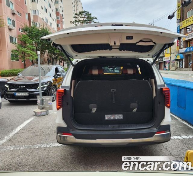Kia Carnival (IV) HEV 9-Seater Hi-Limousine (Special vehicle) 2025 — фото 16