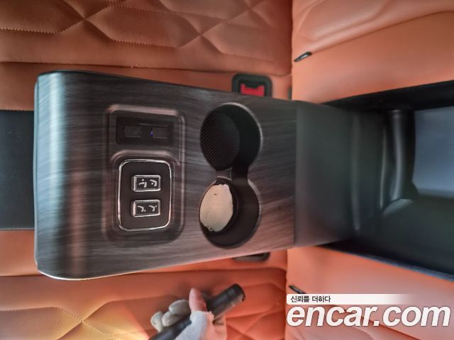 Kia Carnival (IV) HEV 9-Seater Hi-Limousine (Special vehicle) 2025 — фото 24