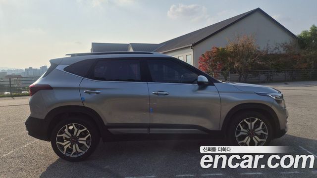 Kia Seltos Gasoline 1.6 Turbo 2WD Signature 2023 — фото 7