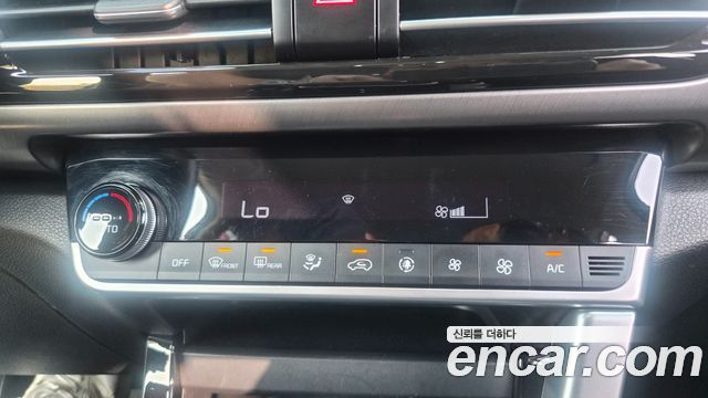 Kia Seltos Gasoline 1.6 Turbo 2WD Signature 2023 — фото 22