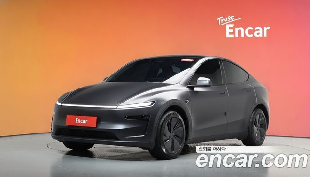 Tesla Model Y RWD
