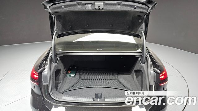 Audi A6 (C9) 55 TFSI Quattro S Line 2026 — фото 39