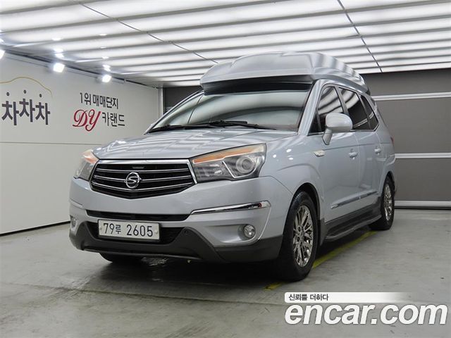 KG Mobility (SsangYong) Korando Turismo 4WD Chateau 11-seater High-roof