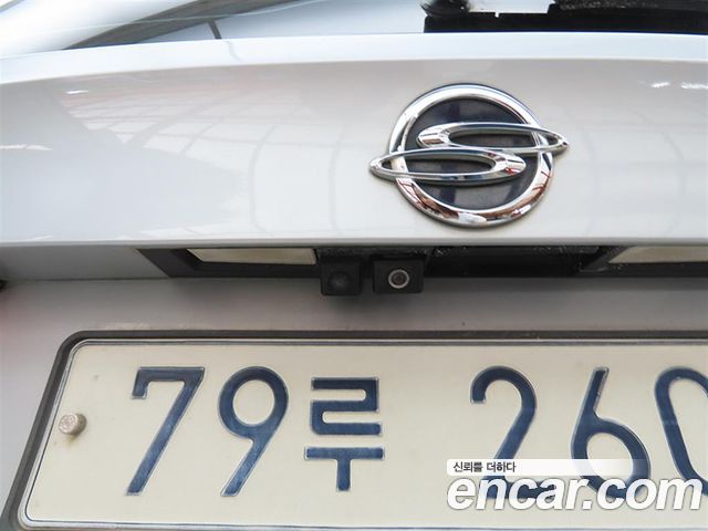 KG Mobility (SsangYong) Korando Turismo 4WD Chateau 11-seater High-roof 2015 — фото 21
