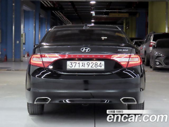 Hyundai Grandeur (HG) HG220 Diesel Premium 2016 — фото 4