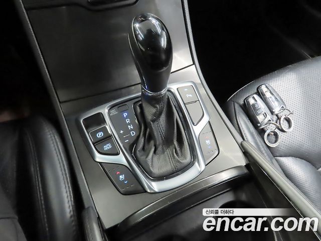 Hyundai Grandeur (HG) HG220 Diesel Premium 2016 — фото 9
