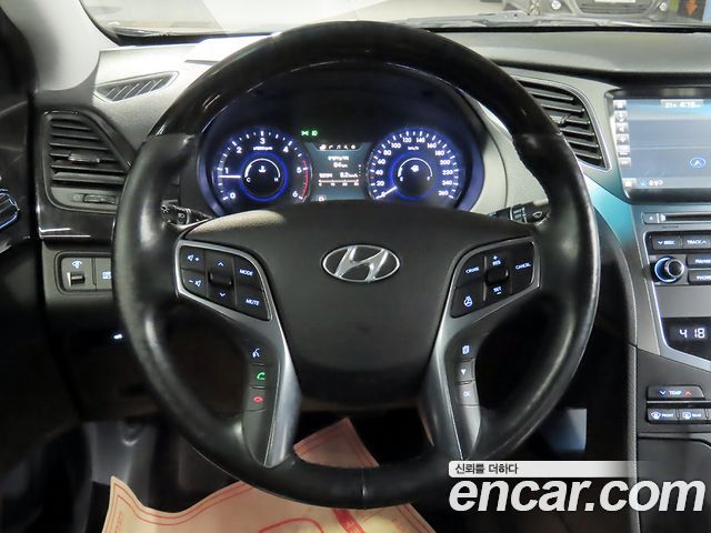 Hyundai Grandeur (HG) HG220 Diesel Premium 2016 — фото 18