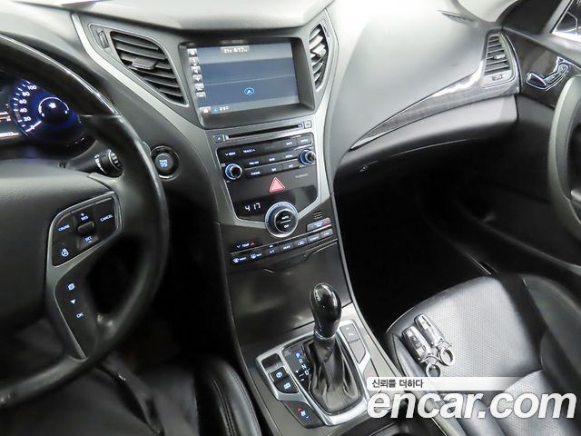 Hyundai Grandeur (HG) HG220 Diesel Premium 2016 — фото 21