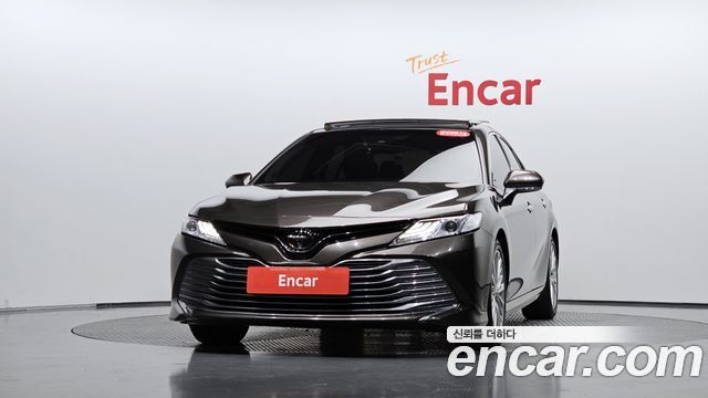 Toyota Camry (XV70) 2.5 2018 — фото 3