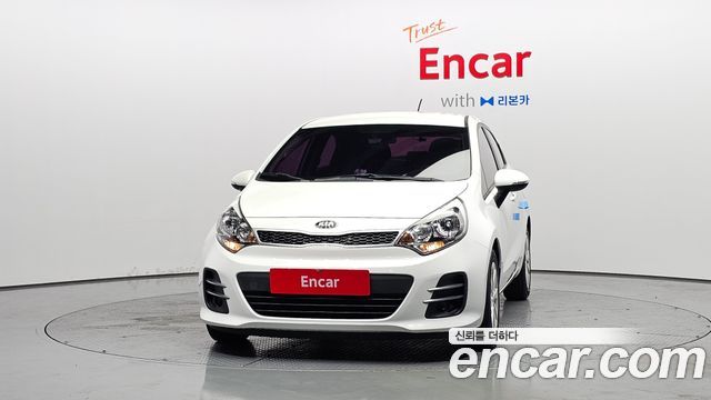 Kia Pride 5DR 1.4 MPI Trendy 2016 — фото 3