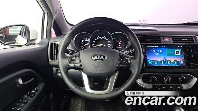 Kia Pride 5DR 1.4 MPI Trendy 2016 — фото 13