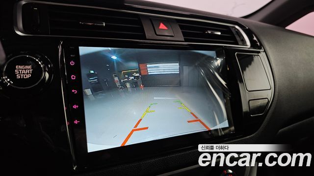 Kia Pride 5DR 1.4 MPI Trendy 2016 — фото 15