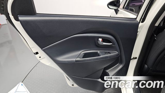 Kia Pride 5DR 1.4 MPI Trendy 2016 — фото 25