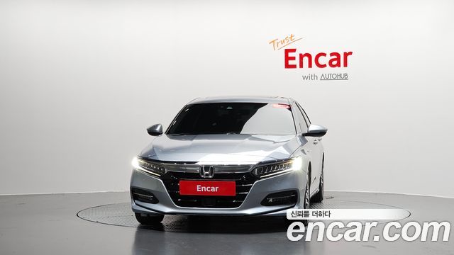 Honda Accord (X) 2.0 Hybrid Touring 2019 — фото 3