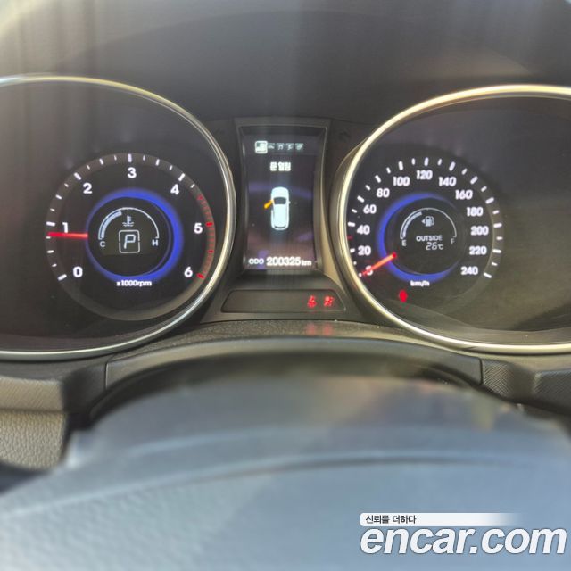 Hyundai Santa Fe (DM) Diesel(e-VGT) 2.2 2WD Exclusive Special 2015 — фото 3