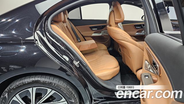 Mercedes-Benz E-Class (W214) E300 4MATIC Exclusive 2024 — фото 11