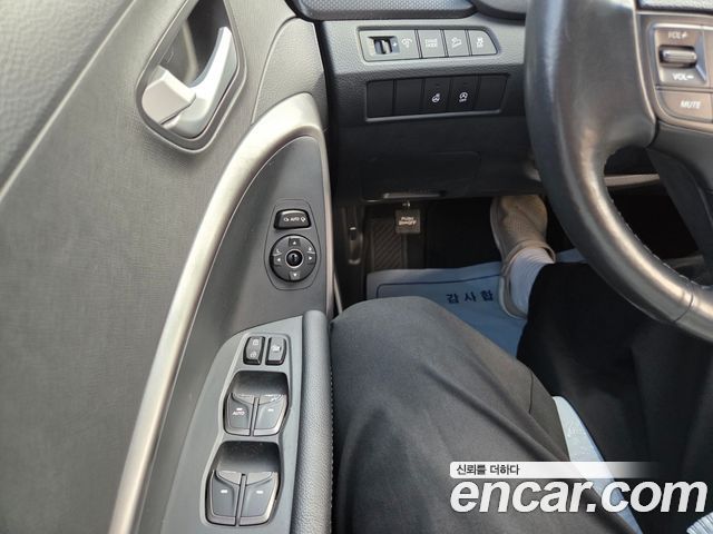 Hyundai Santa Fe The Prime Diesel 2.0 2WD Premium 2016 — фото 17