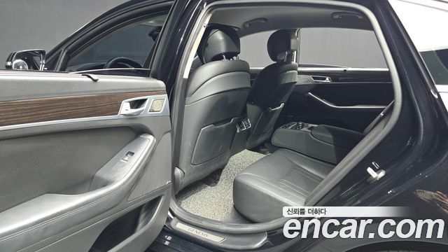 Genesis G80 3.3 GDI Premium Luxury 2017 — фото 11