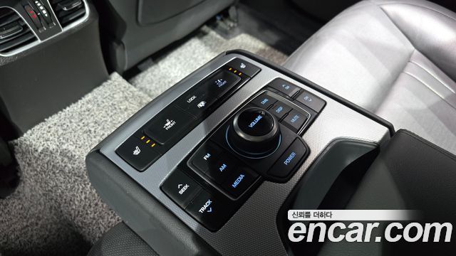 Genesis G80 3.3 GDI Premium Luxury 2017 — фото 18