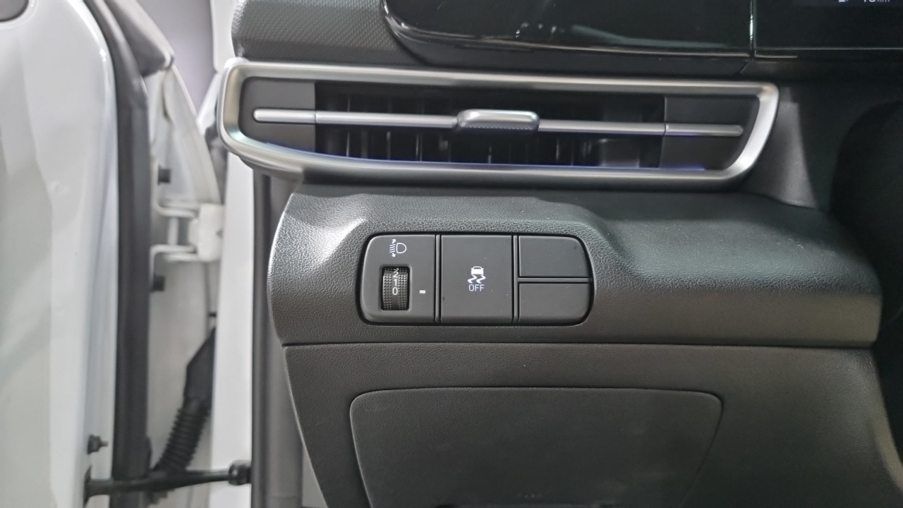 Hyundai Avante (CN7) 1.6 Inspiration 2024 — фото 19
