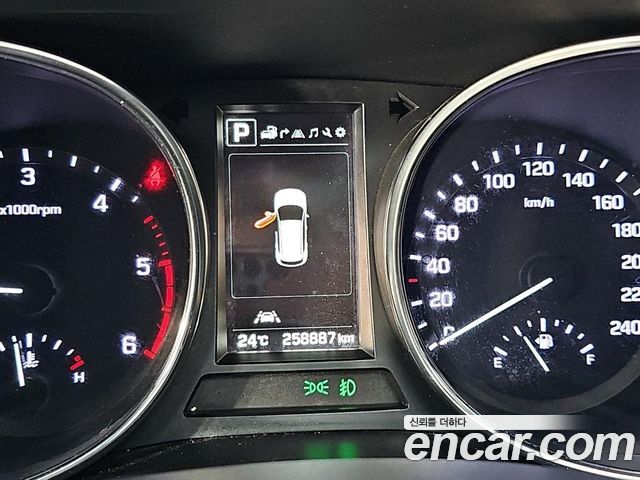 Hyundai Santa Fe The Prime Diesel 2.0 2WD 1 Million 2017 — фото 7