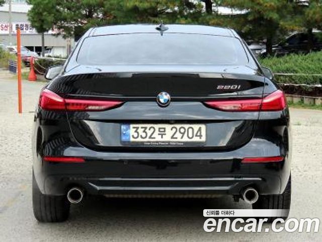 BMW 2 Series Gran Coupe (F44) 220i Sport 2023 — фото 3