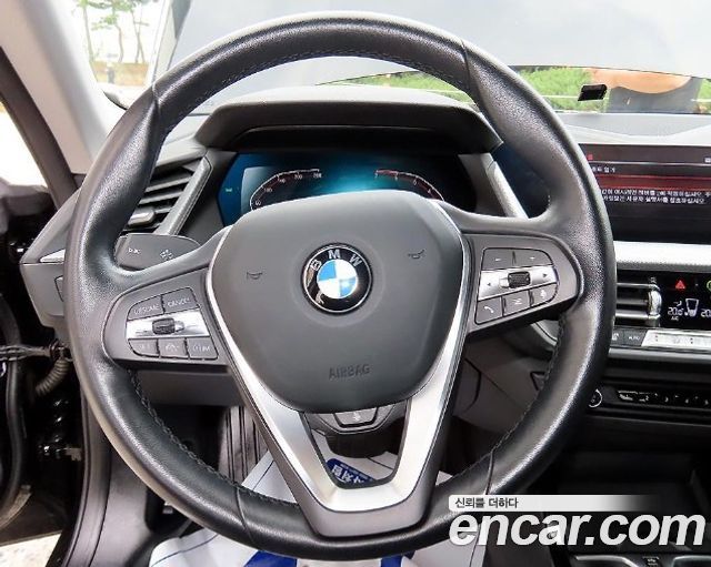 BMW 2 Series Gran Coupe (F44) 220i Sport 2023 — фото 10