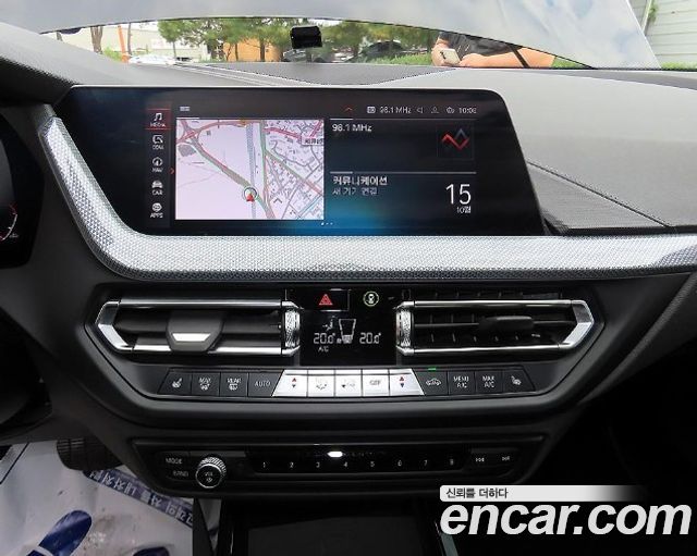 BMW 2 Series Gran Coupe (F44) 220i Sport 2023 — фото 17