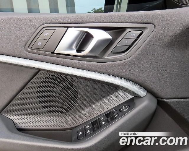 BMW 2 Series Gran Coupe (F44) 220i Sport 2023 — фото 23
