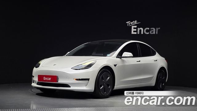 Tesla Model 3 RWD