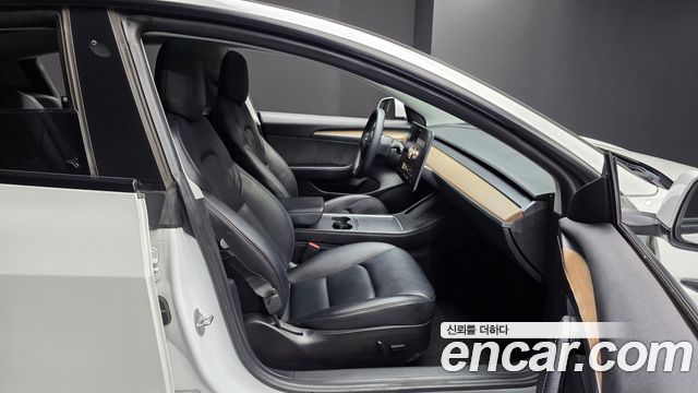 Tesla Model 3 RWD 2022 — фото 12