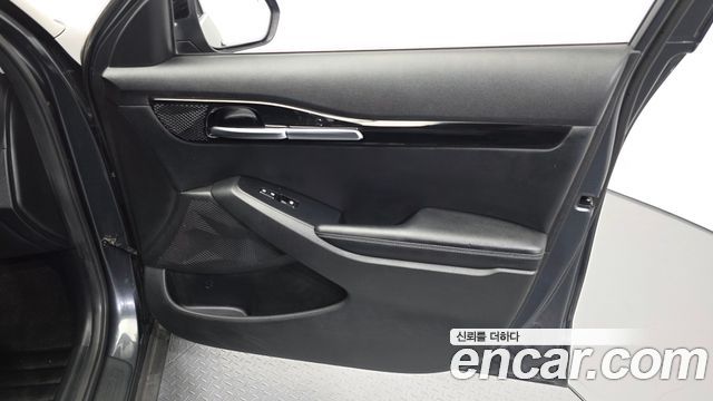 Kia Seltos Gasoline 1.6 Turbo 4WD Noblesse 2020 — фото 24