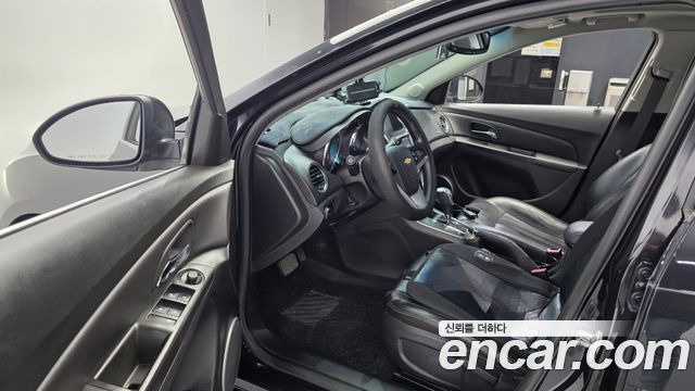 Chevrolet Cruze 1.8 LTZ+ The Perfect Black 2013 — фото 10