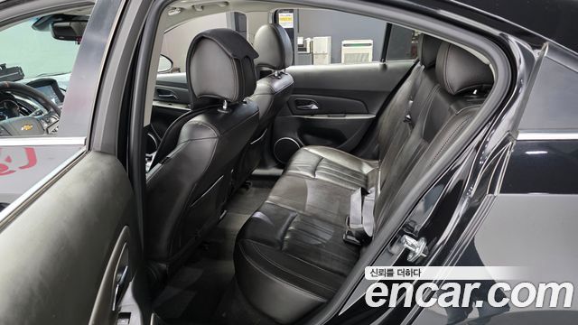 Chevrolet Cruze 1.8 LTZ+ The Perfect Black 2013 — фото 26
