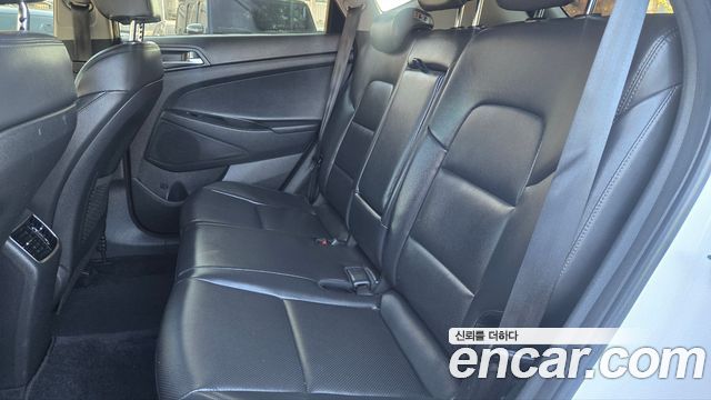 Hyundai Tucson Diesel 2.0 2WD Modern 2020 — фото 16