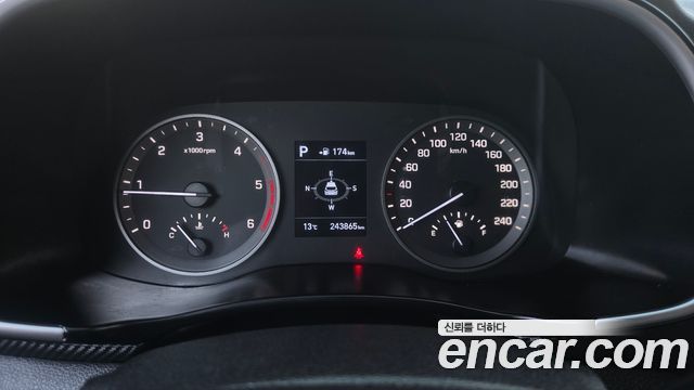 Hyundai Tucson Diesel 2.0 2WD Modern 2020 — фото 24