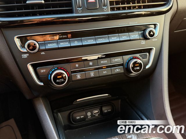 Kia K5 (III) 2.0 LPI(Disabled) Noblesse 2020 — фото 15