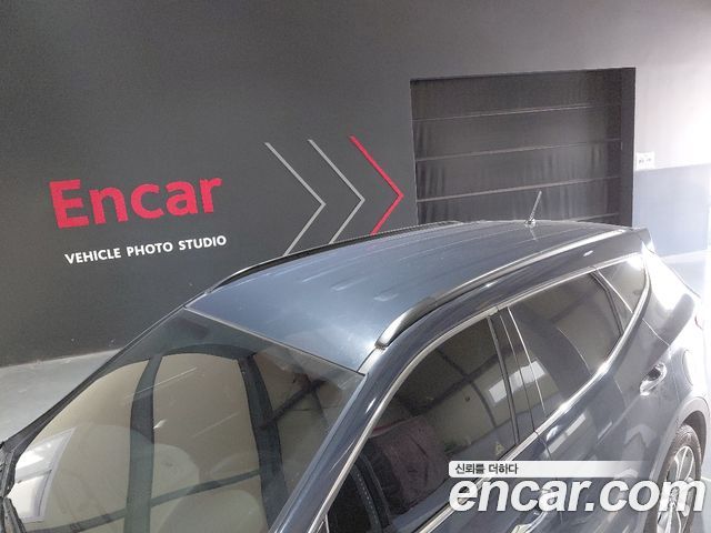 Hyundai Santa Fe (DM) Diesel(e-VGT) 2.0 2WD Premium 2015 — фото 7