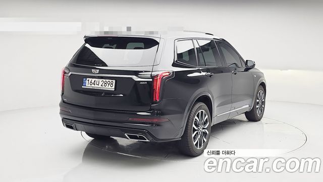 Cadillac XT6 3.6 Sport 2023 — фото 2