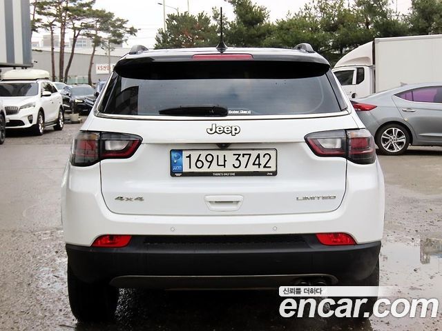 Jeep Compass (II) 2.4 Limitied AWD 2022 — фото 4