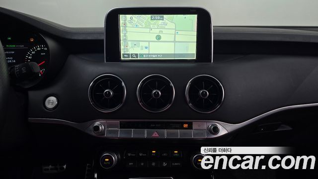 Kia Stinger 3.3 Turbo AWD GT 2018 — фото 15