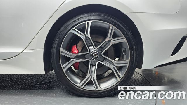 Kia Stinger 3.3 Turbo AWD GT 2018 — фото 21